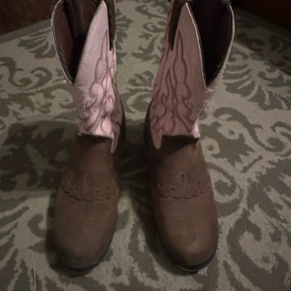 Women Justin boots size 10
